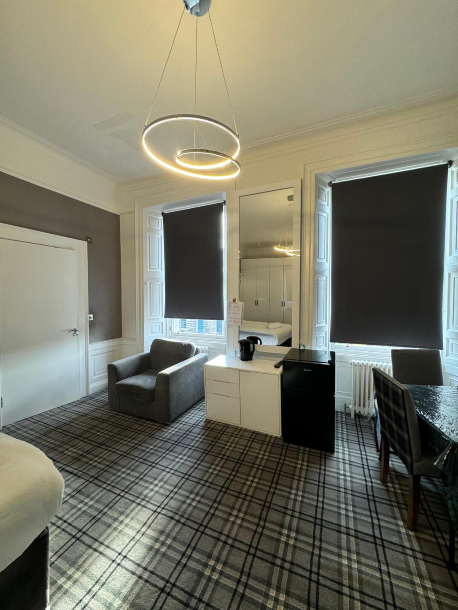 Luxury Family Room With Private Bathroom In The Heart Of Edinburgh Ngoại thất bức ảnh